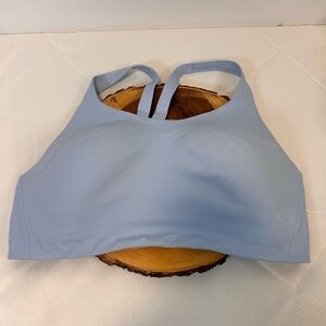 Athleta Sky Blue Advance Sports Bra Razor Back High Impact Adjustable Straps 40D